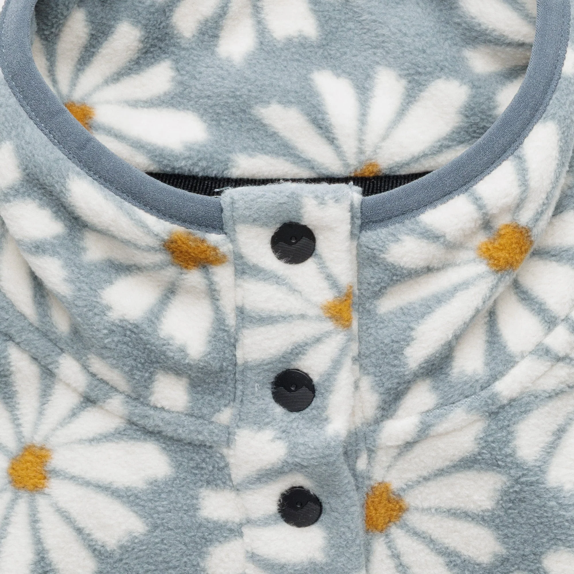 KAVU Cavanaugh Fleece (Sky Daisy) - Image 3